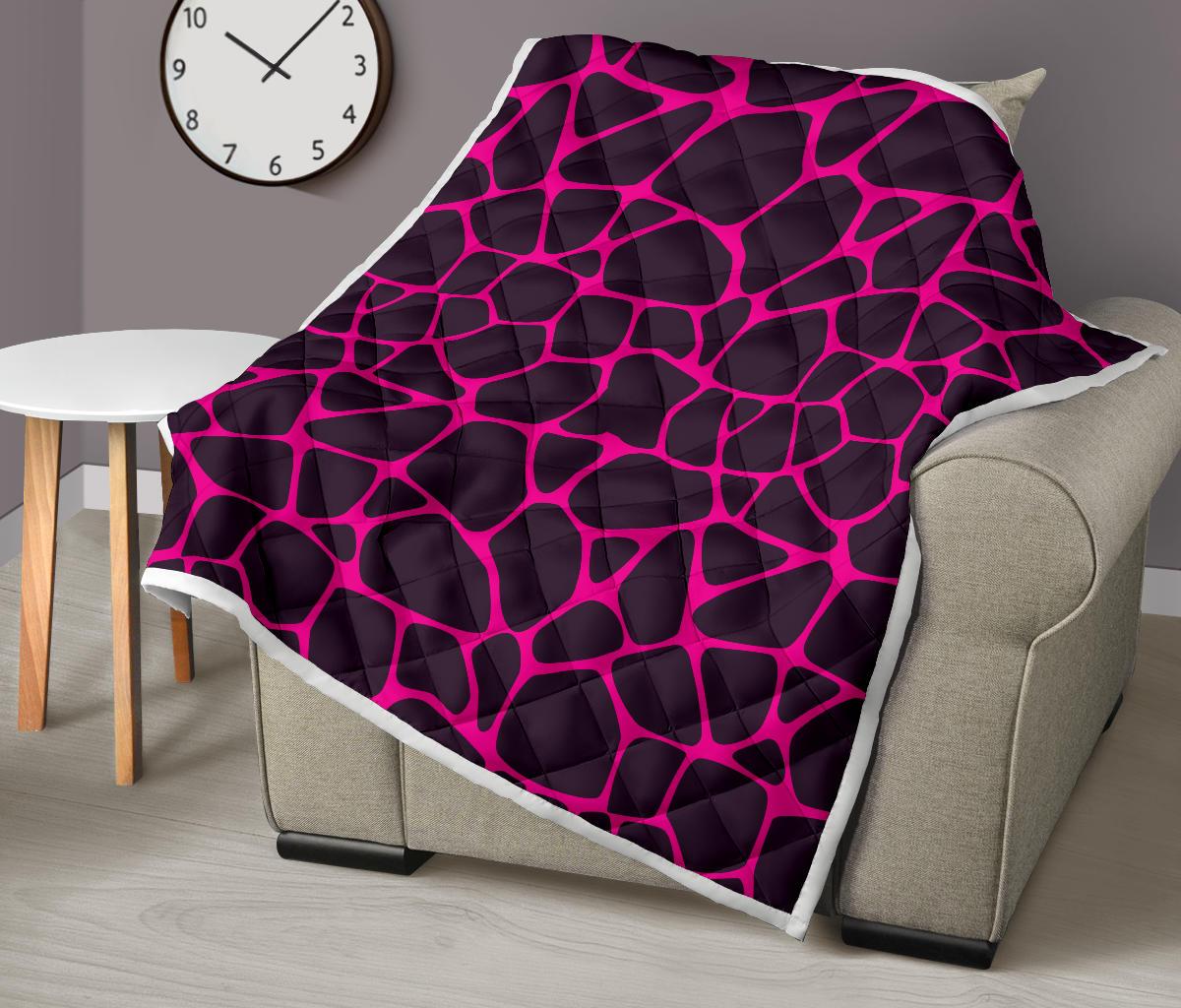 Giraffe Pink Background Texture Print Premium Quilt-JTAMIGO.COM
