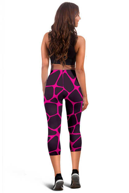 Giraffe Pink Background Texture Print Women Capris