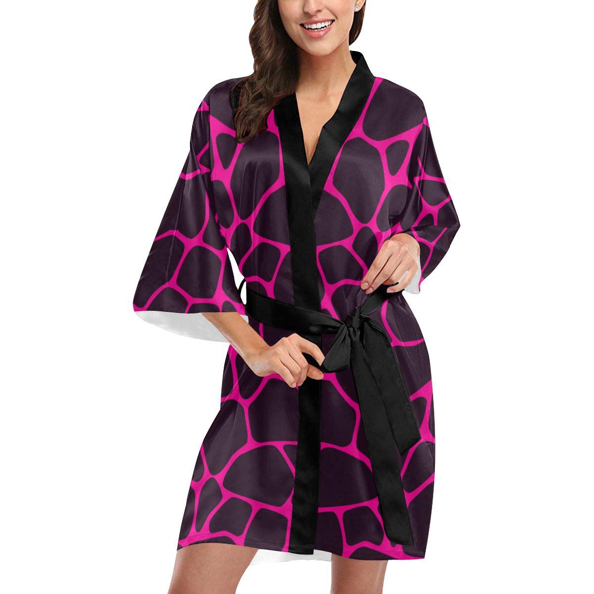 Giraffe Pink Background Texture Print Women Short Kimono Robe