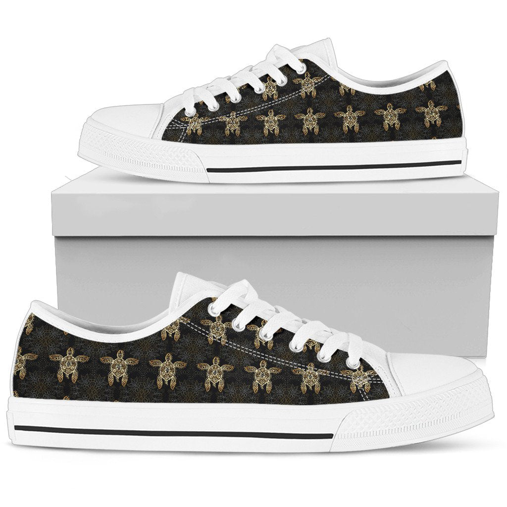 Gold Tribal Turtle Polynesian Design Women Low Top Shoes