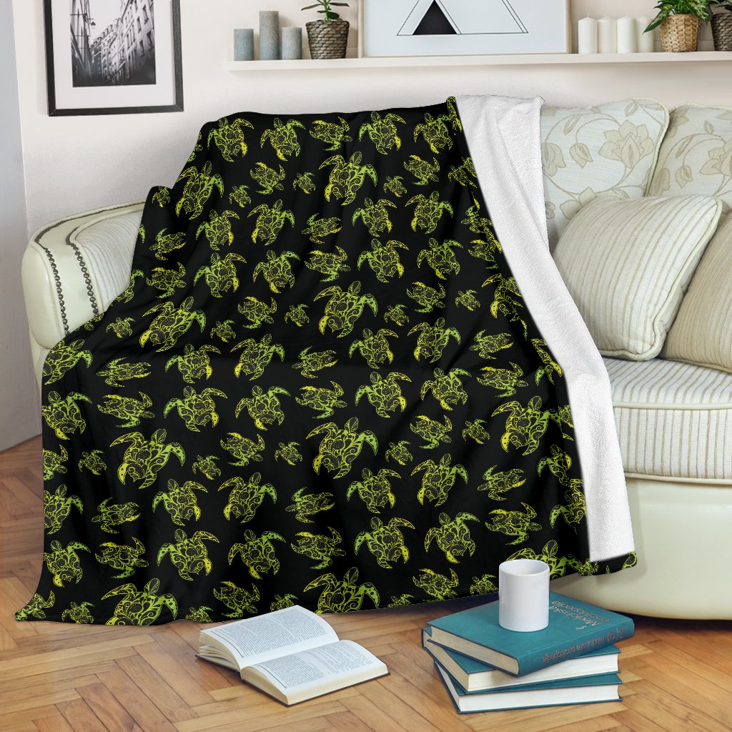 Green Tribal Turtle Polynesian Themed Fleece Blanket