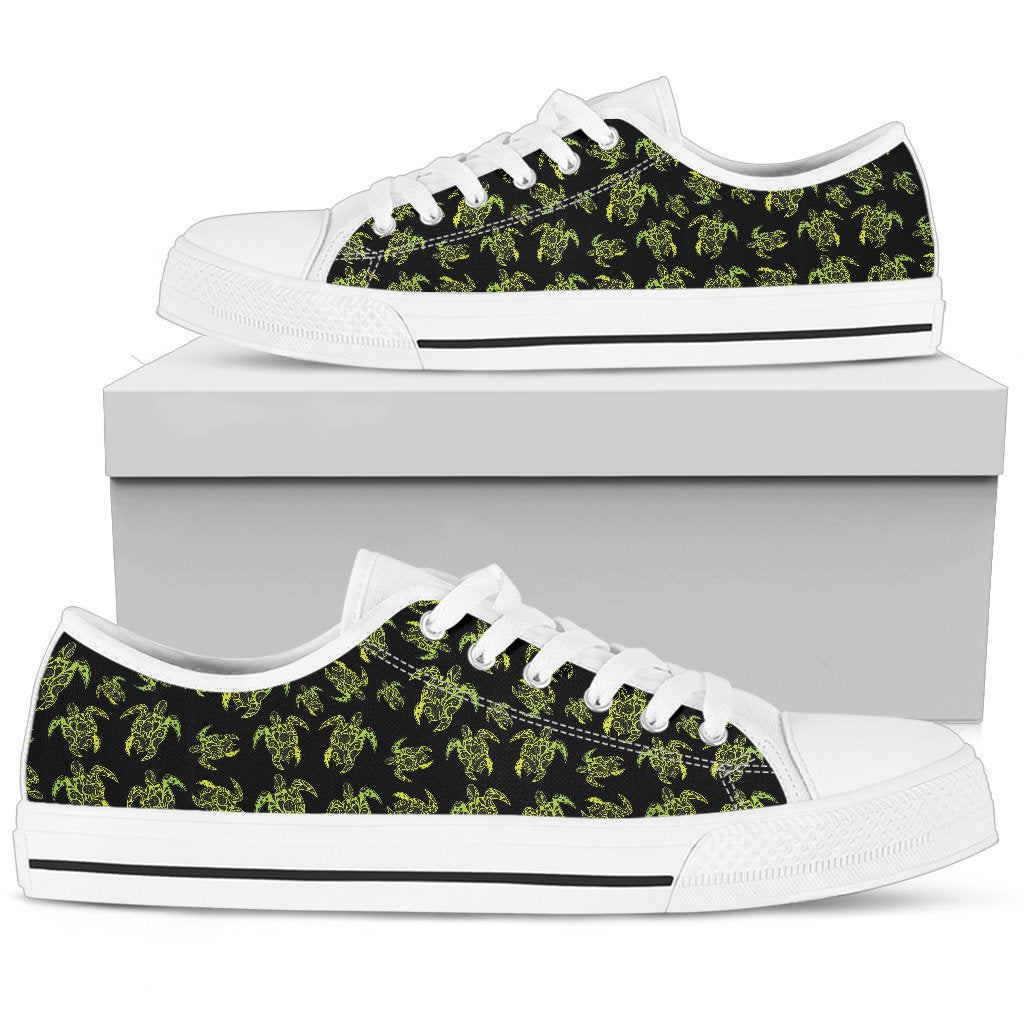 Green Tribal Turtle Polynesian Themed Women Low Top Shoes