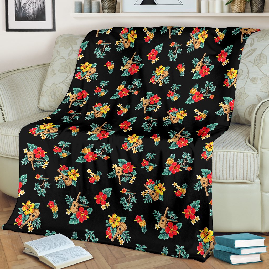 Hawaiian Flower Themed Print Fleece Blanket