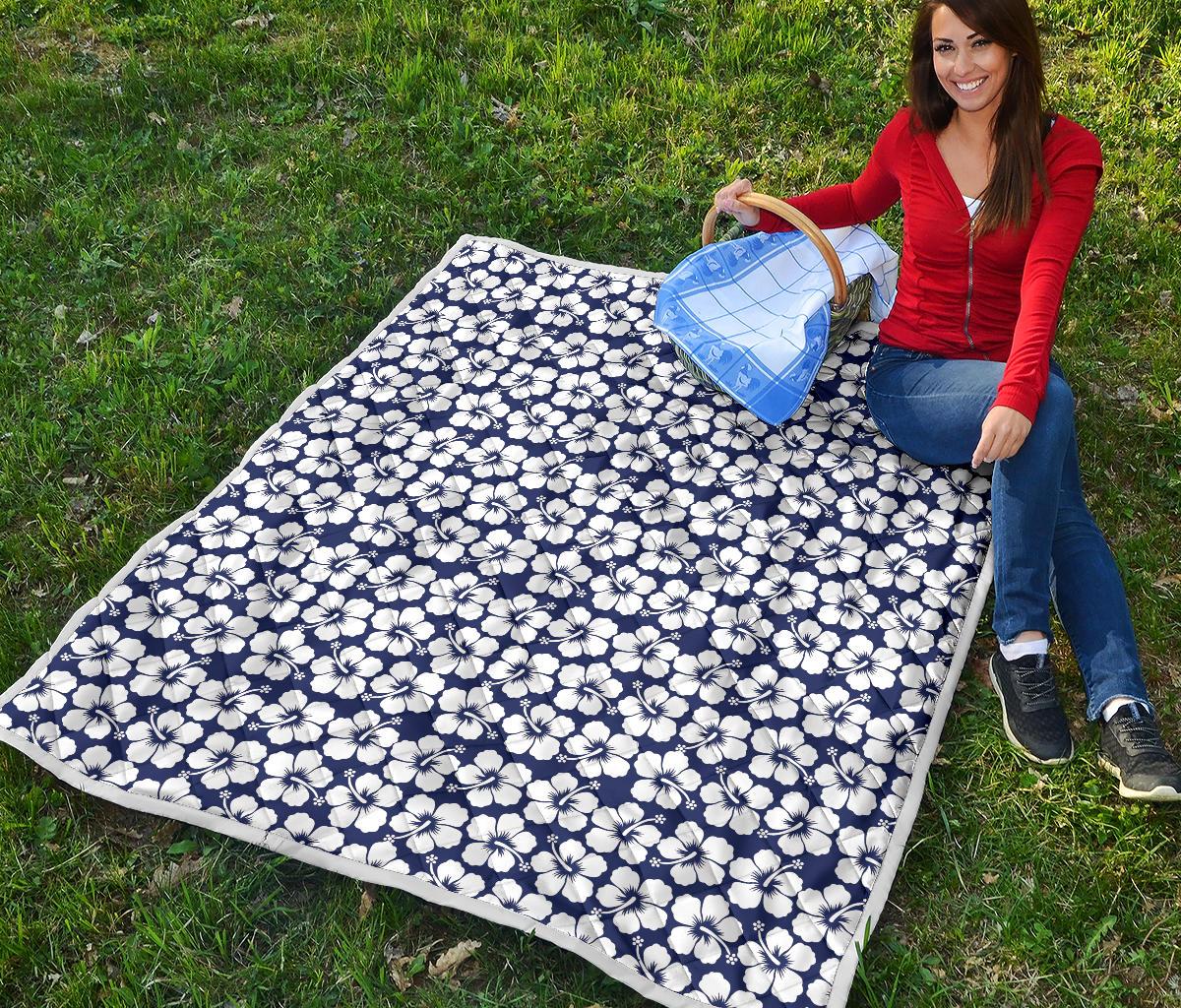 Hibiscus Blue Hawaiian Flower Pattern Premium Quilt-JTAMIGO.COM