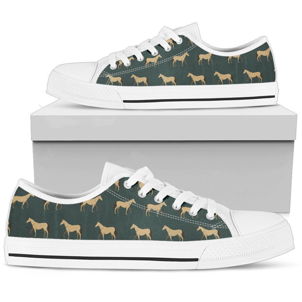 Horse Classic Themed Pattern Print Women Low Top Shoes