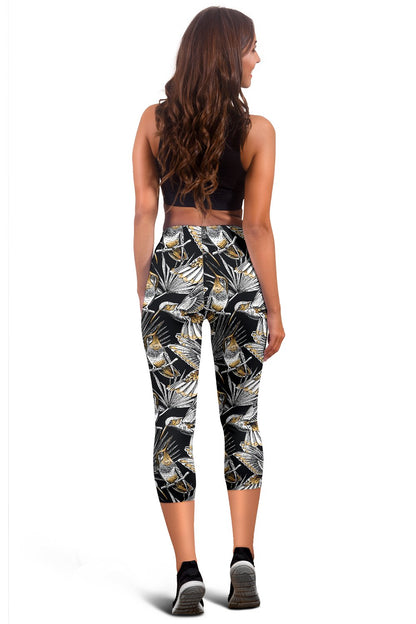 Hummingbird Gold Design Themed Print Women Capris