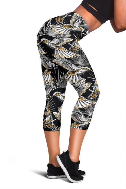 Hummingbird Gold Design Themed Print Women Capris