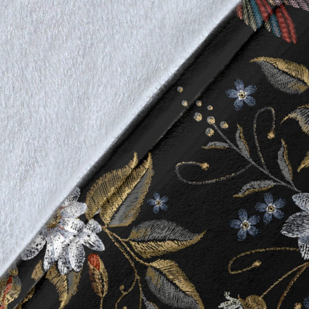 Hummingbird With Embroidery Themed Print Fleece Blanket