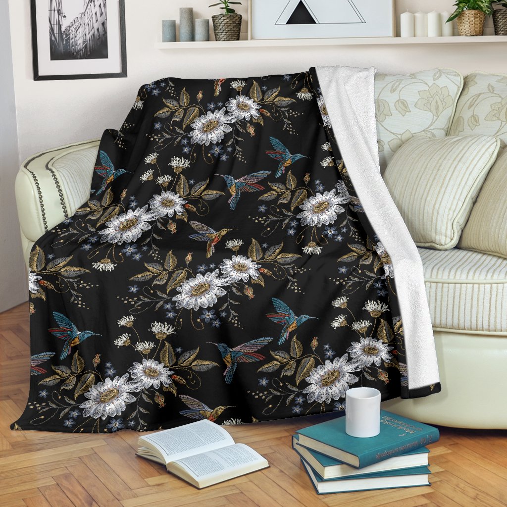 Hummingbird With Embroidery Themed Print Fleece Blanket