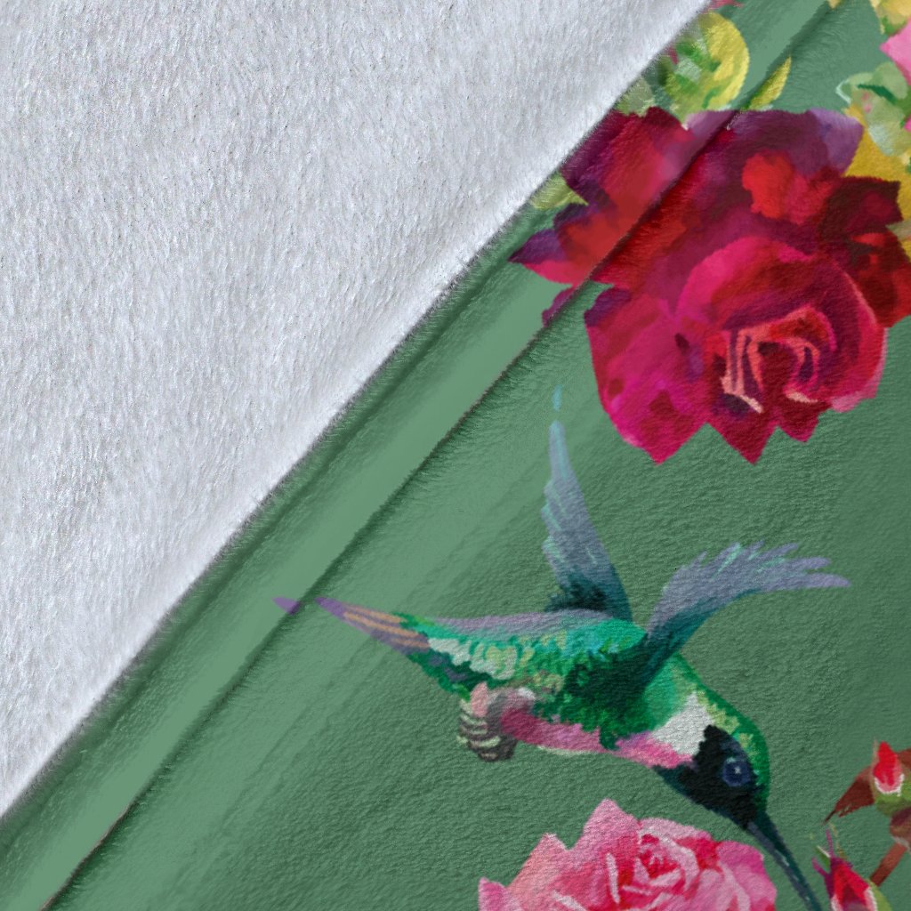 Hummingbird With Rose Themed Print Fleece Blanket