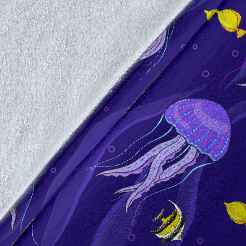 Jellyfish Style Print Fleece Blanket