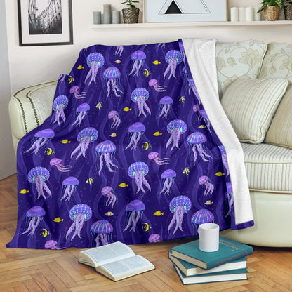 Jellyfish Style Print Fleece Blanket
