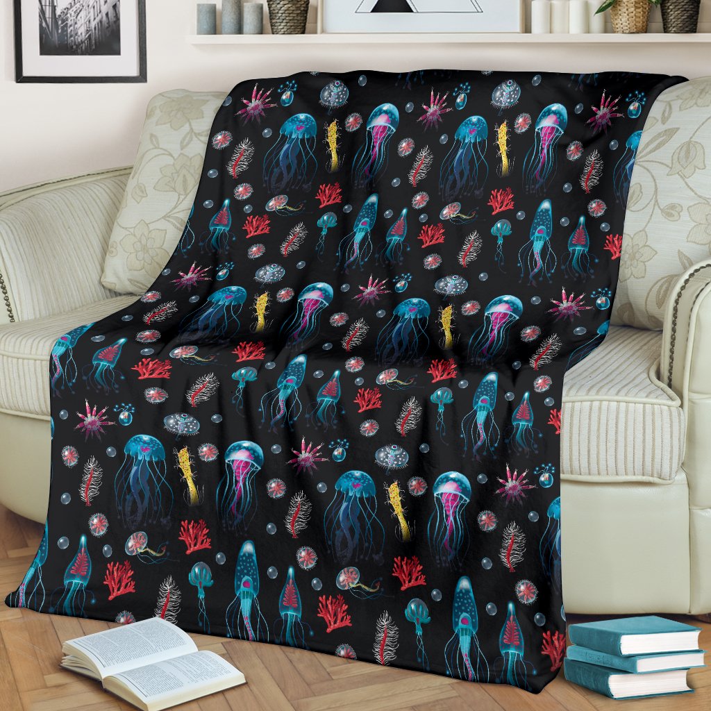 Jellyfish Underwater Print Fleece Blanket