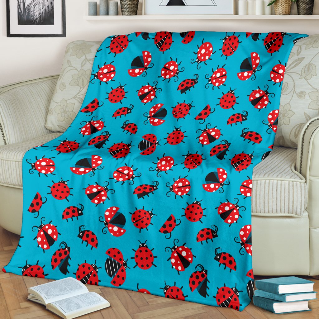 Ladybug Action Print Pattern Fleece Blanket