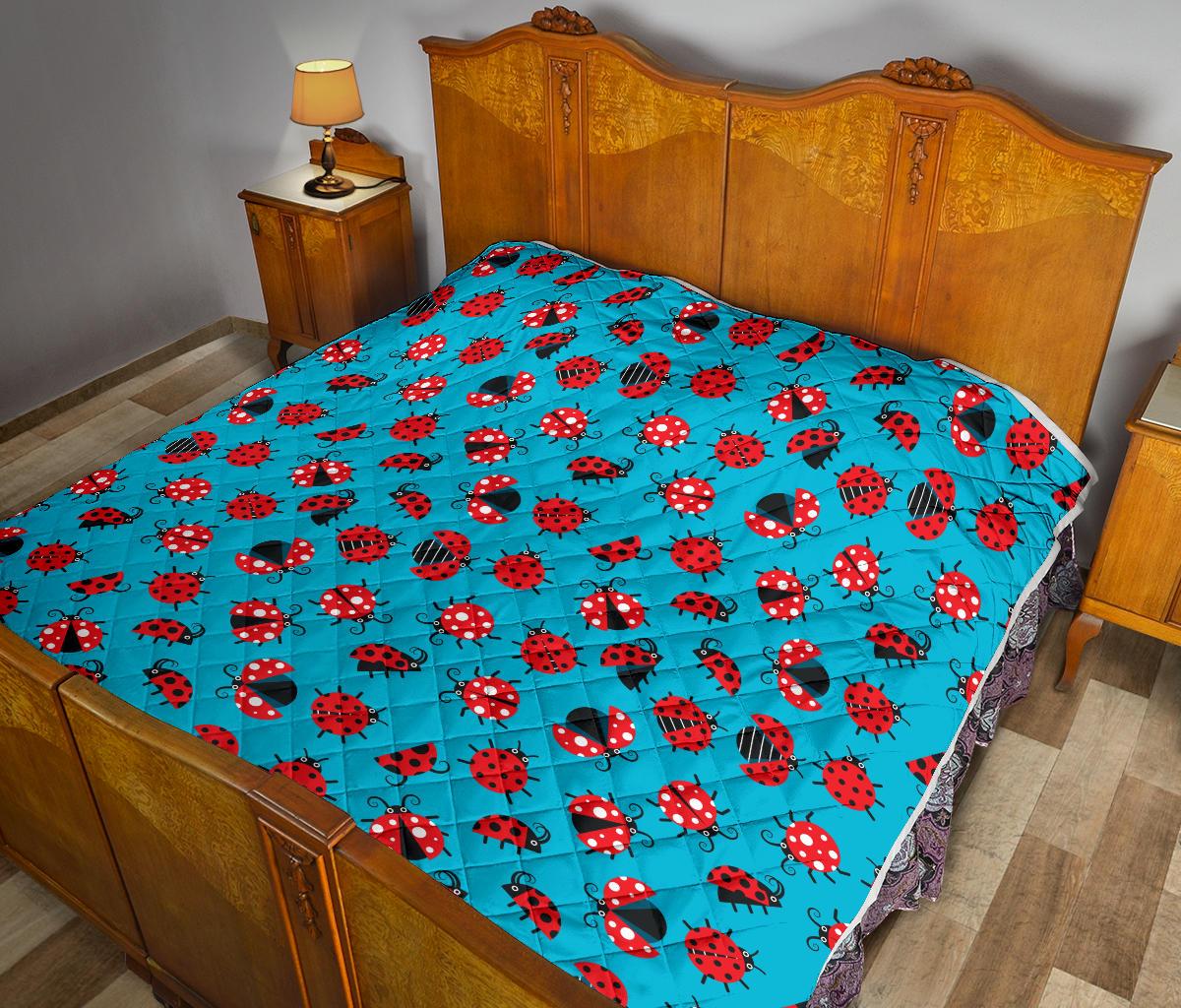 Ladybug Action Print Pattern Premium Quilt-JTAMIGO.COM
