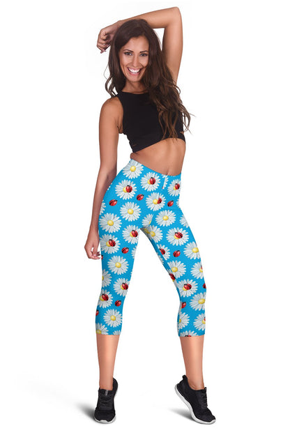 Ladybug with Daisy Themed Print Pattern Women Capris