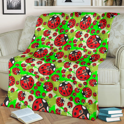 Ladybug With Leaf Print Pattern Fleece Blanket