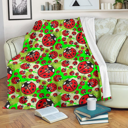 Ladybug With Leaf Print Pattern Fleece Blanket
