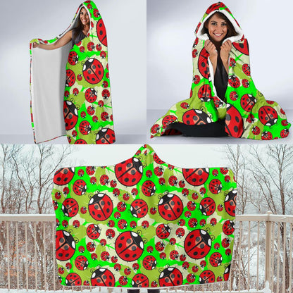 Ladybug with Leaf Print Pattern Hooded Blanket-JTAMIGO.COM