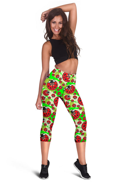 Ladybug with Leaf Print Pattern Women Capris