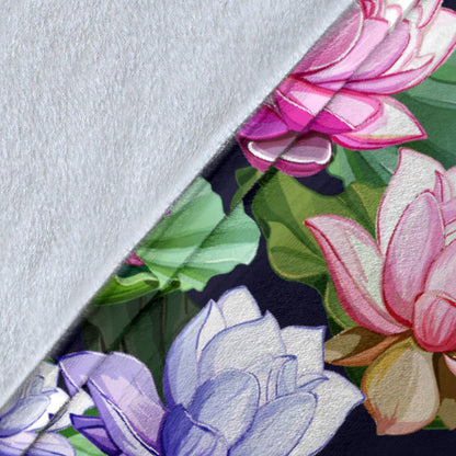 Lotus Flower Print Design Fleece Blanket