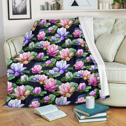 Lotus Flower Print Design Fleece Blanket
