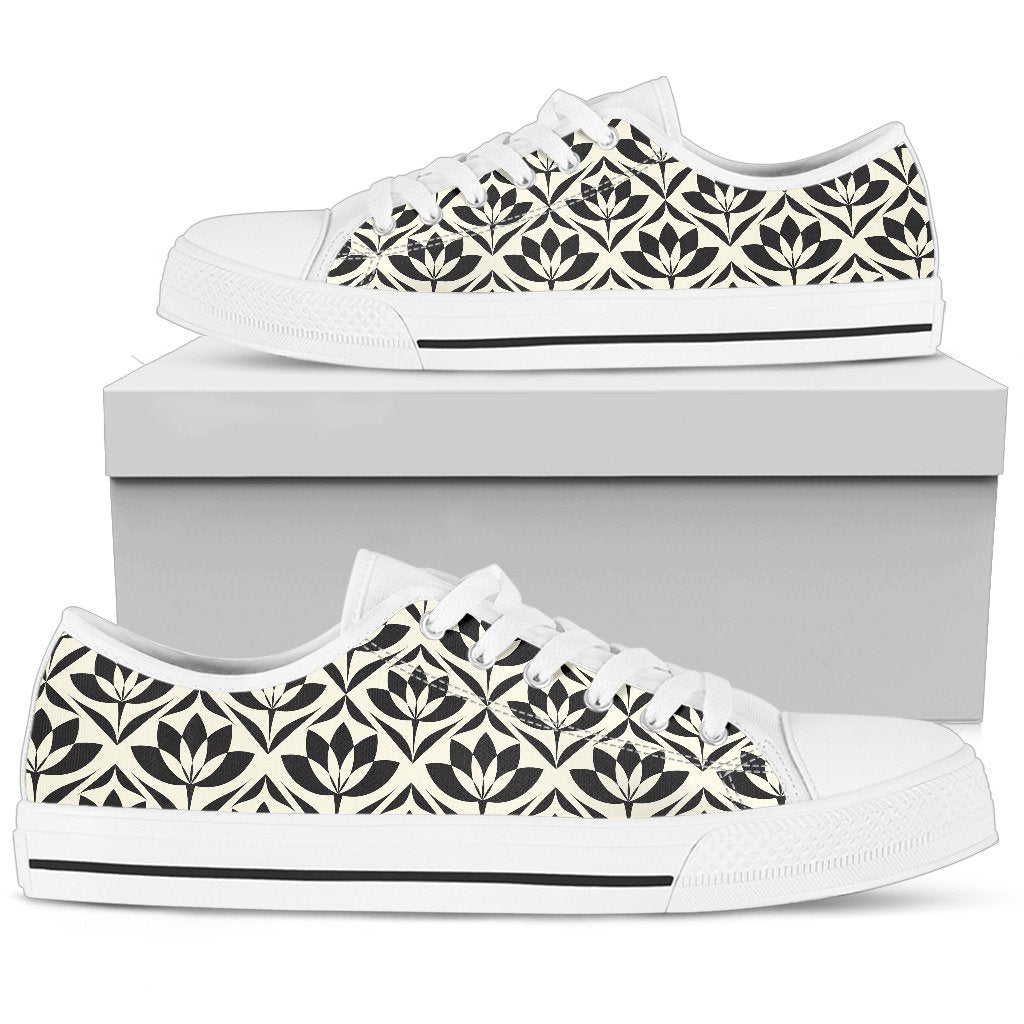 Lotus Pattern Print Women Low Top Shoes