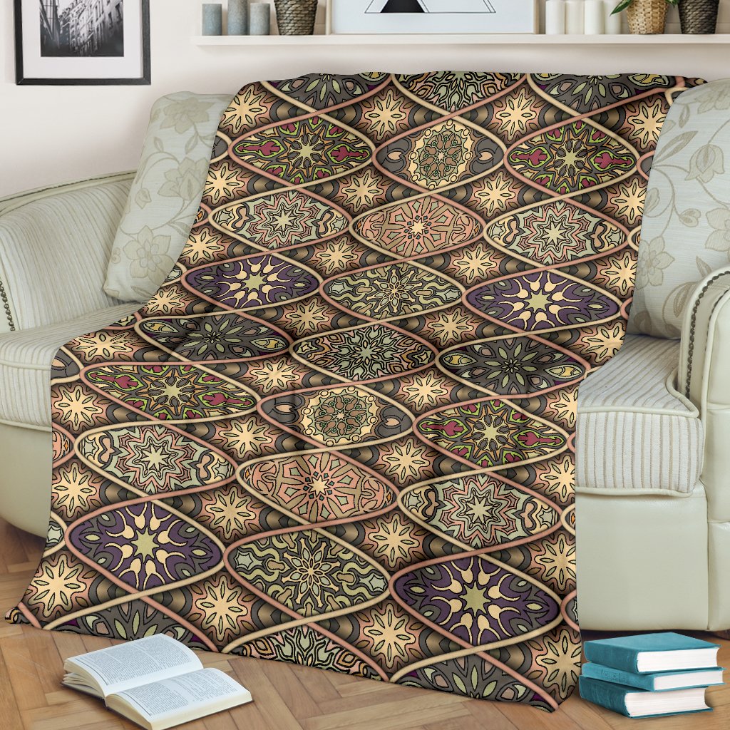 Mandala Motif Themed Design Print Fleece Blanket