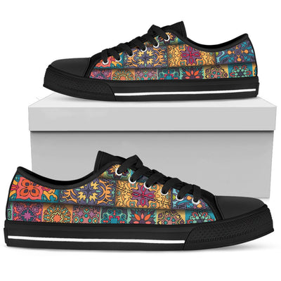 Mandala Style Design Print Women Low Top Shoes