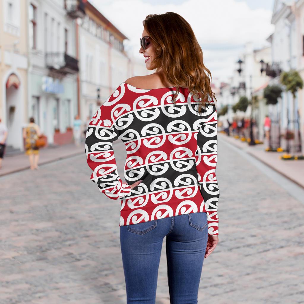 Maori Classic Themed Design Print Off Shoulder Sweatshirt