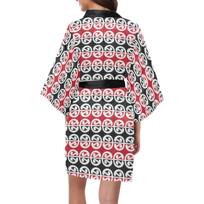 Maori Classic Themed Design Print Women Short Kimono Robe