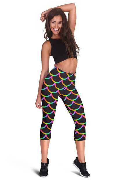 Mermaid Tail Rainbow Design Print Women Capris