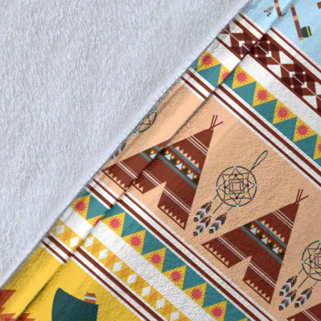 Native American Pattern Design Print Fleece Blanket