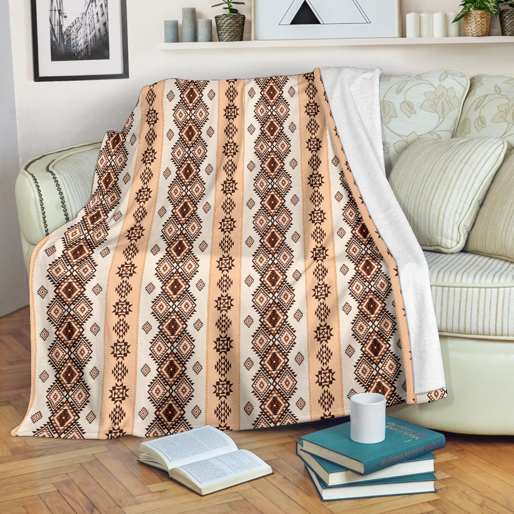Native Classic Pattern Print Fleece Blanket