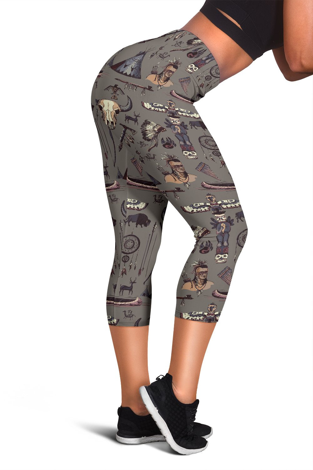 Native Indian life Design Print Women Capris