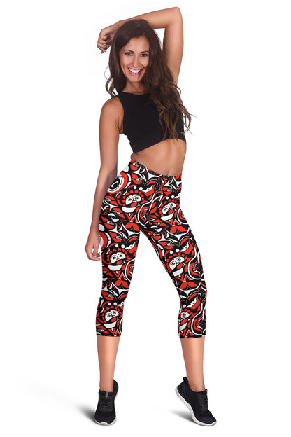Native North American Themed Print Women Capris