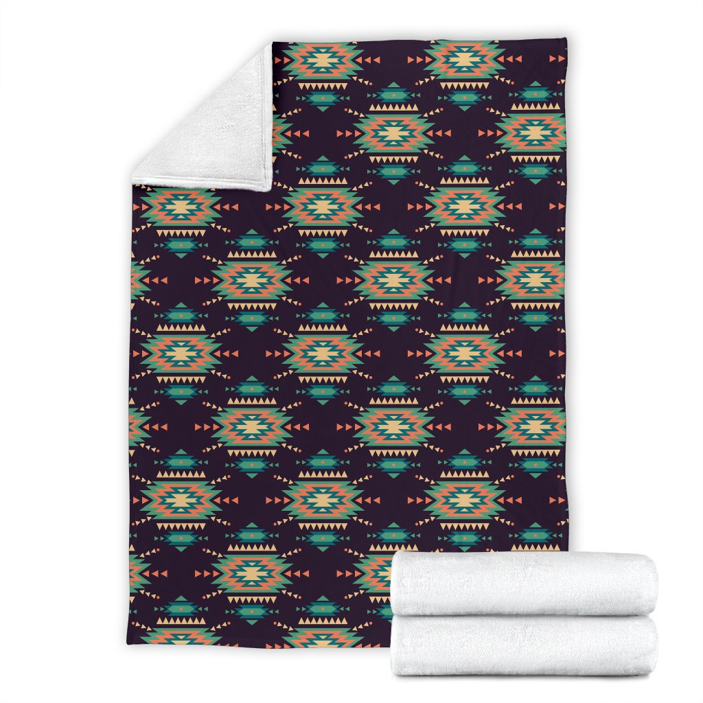 Navajo Geometric Style Print Pattern Fleece Blanket