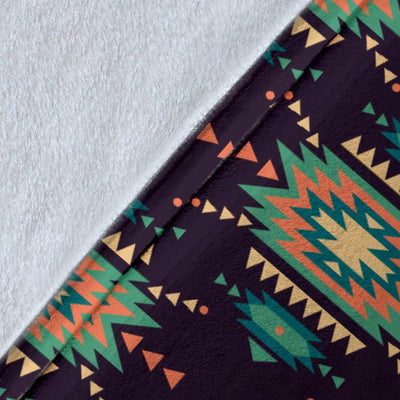 Navajo Geometric Style Print Pattern Fleece Blanket
