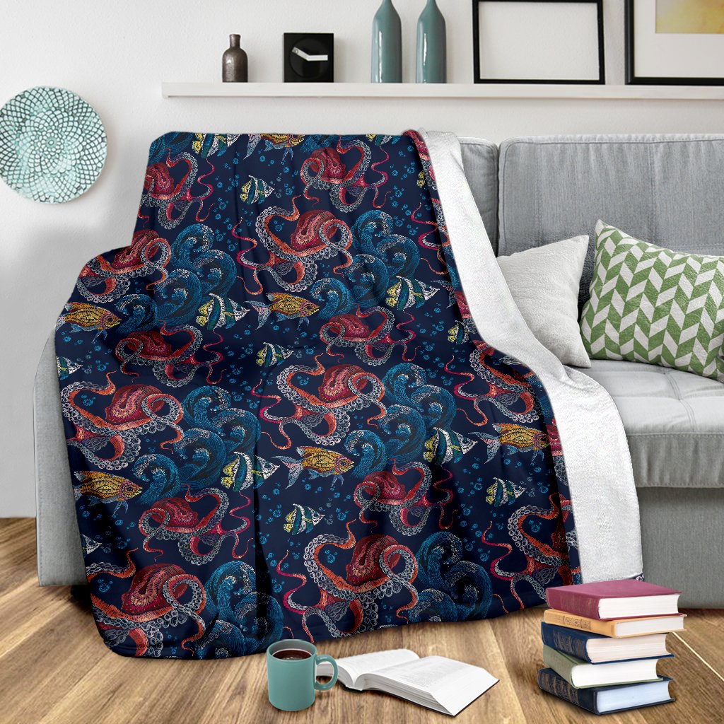 Octopus Deep Sea Print Themed Fleece Blanket