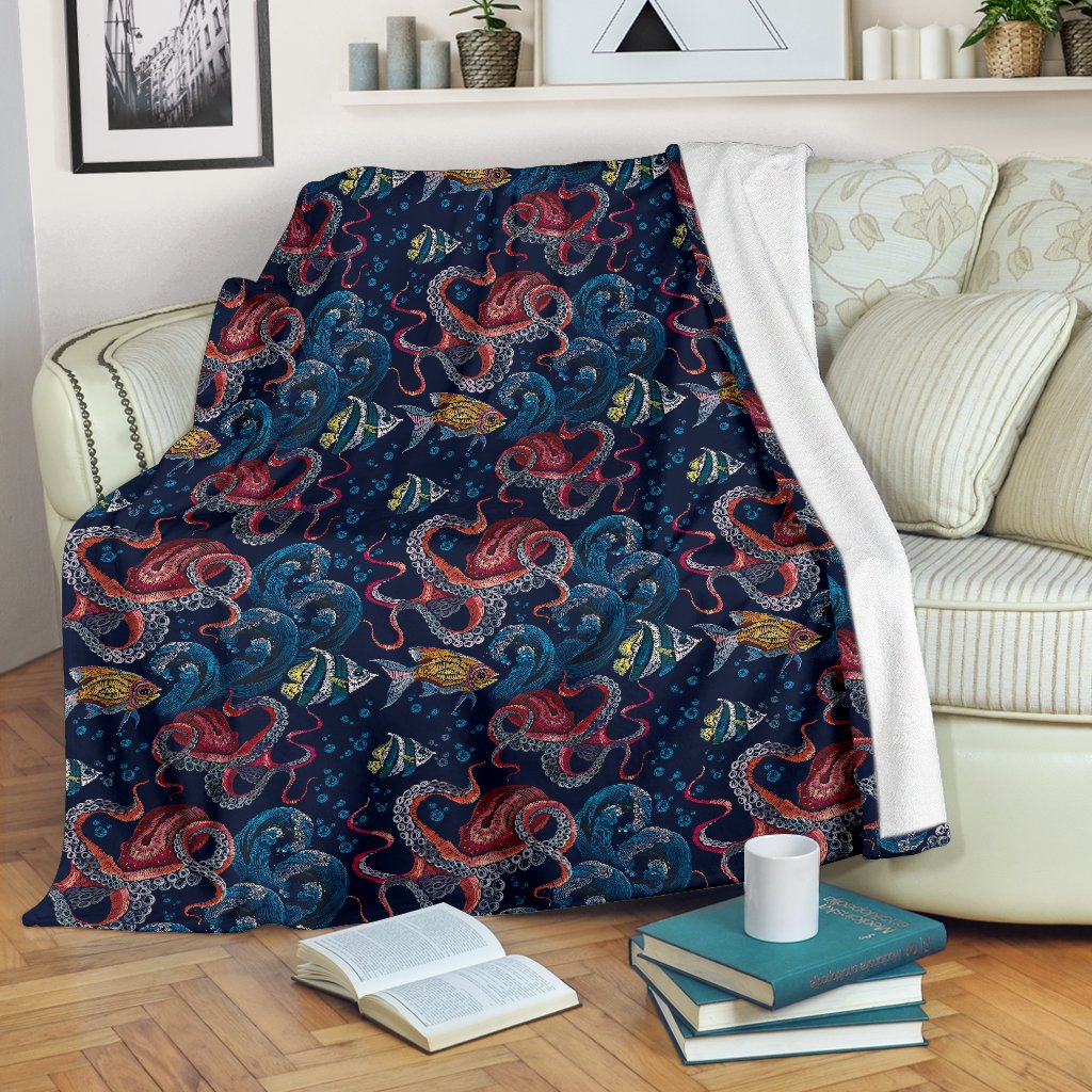 Octopus Deep Sea Print Themed Fleece Blanket