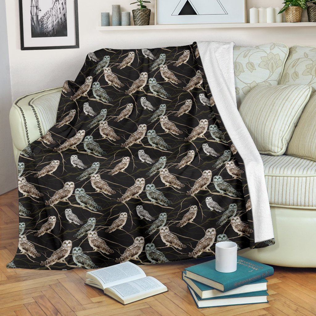Owl Branch Themed Design Print Fleece Blanket