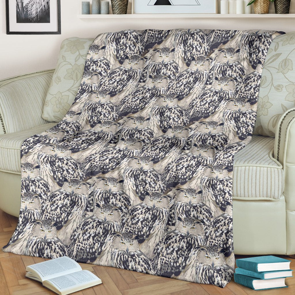 Owl Realistic Themed Design Print Fleece Blanket