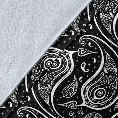 Paisley Black Design Print Fleece Blanket