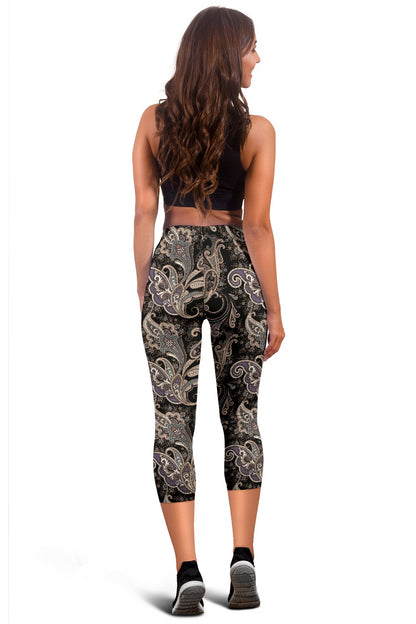 Paisley Mandala Design Print Women Capris