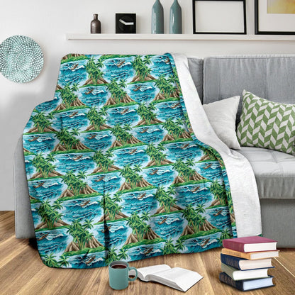 Palm Tree Hawaiian Themed Design Print Fleece Blanket