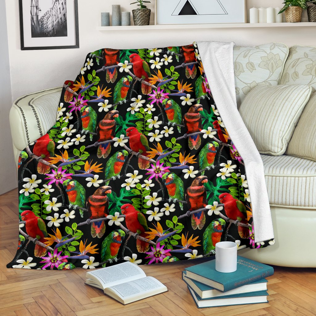 Parrot Design Print Fleece Blanket