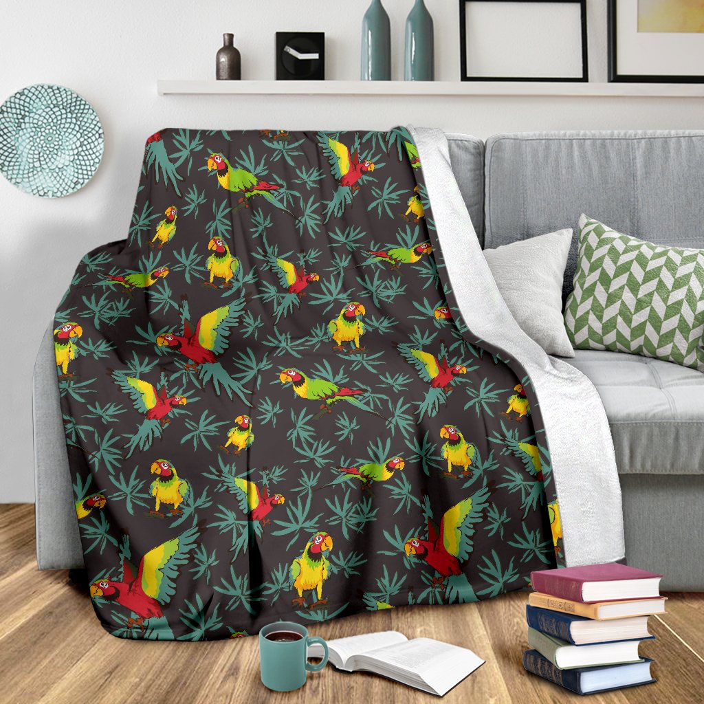 Parrot Themed Print Fleece Blanket