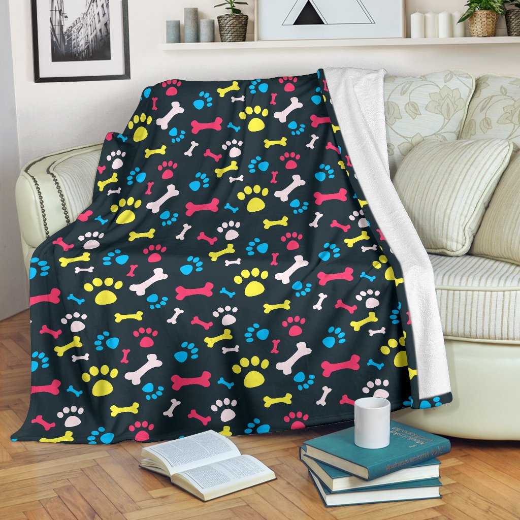 Paw Design Print Fleece Blanket