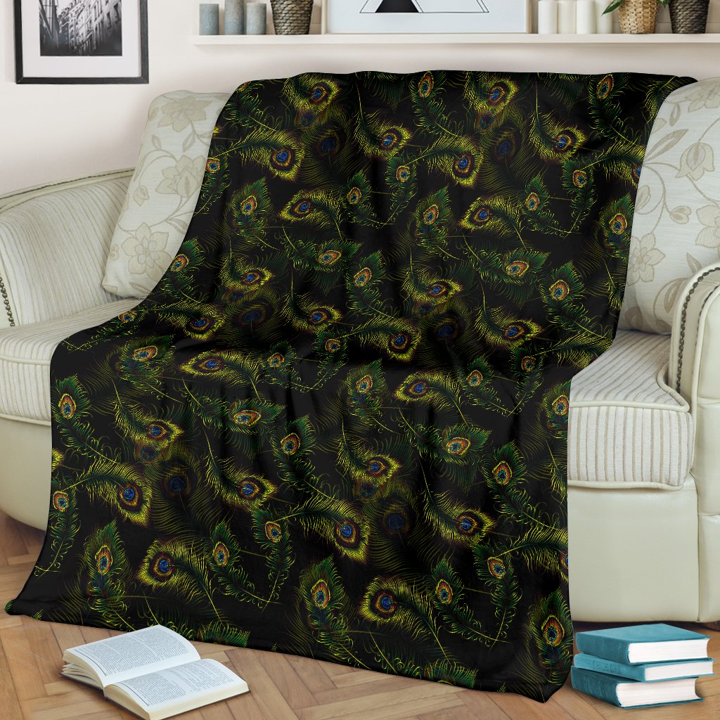 Peacock Feather Pattern Design Print Fleece Blanket