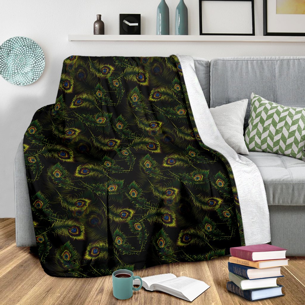 Peacock Feather Pattern Design Print Fleece Blanket